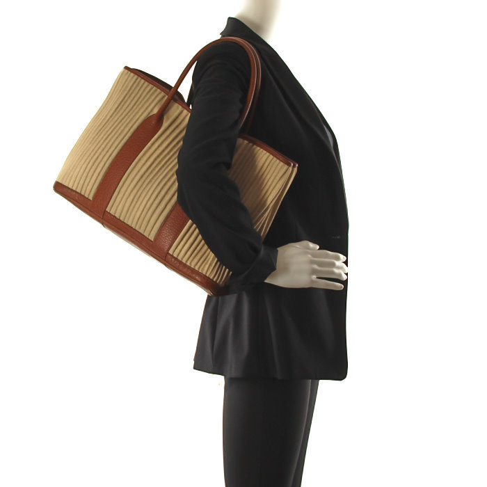 Hermès Garden Party in beige cotelet canvas and brown leather - Detail D1