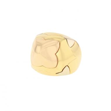 Anello piramidale in oro giallo