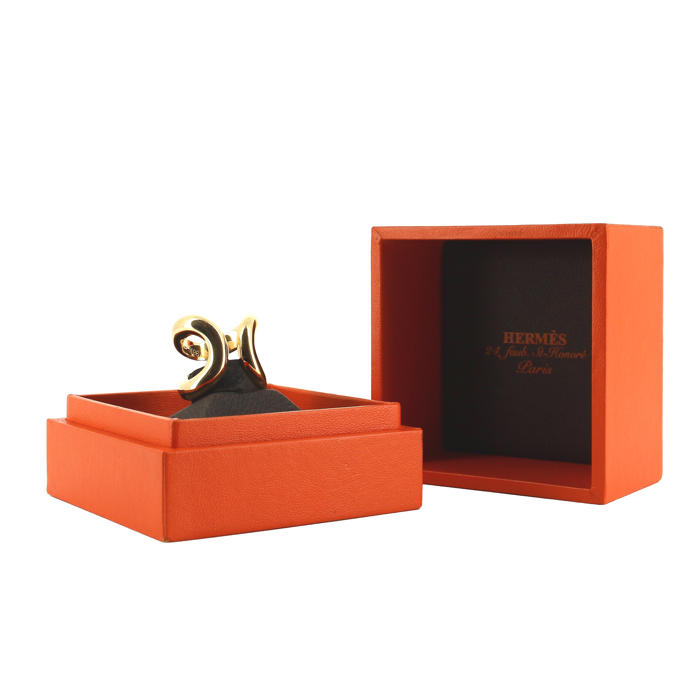 Hermes Lima hemstitched large model ring in yellow gold - Detail D1