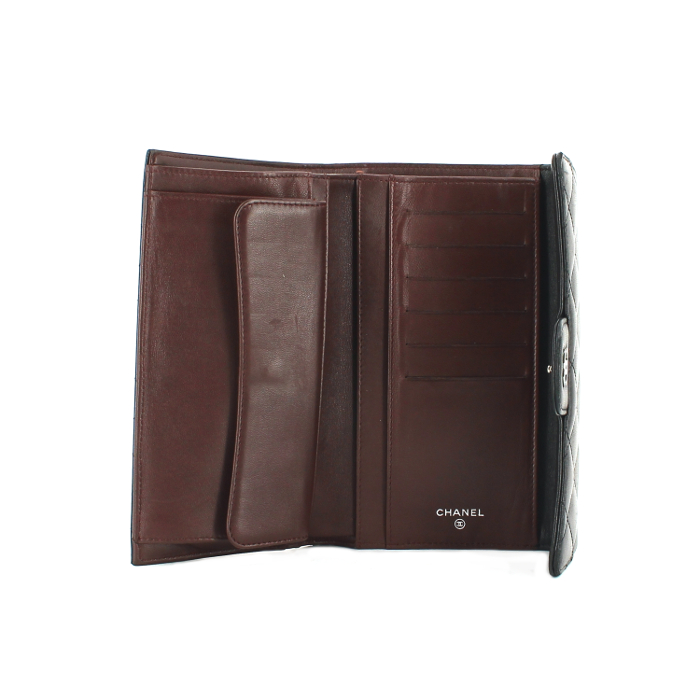 Chanel wallet Timeless in black quilted leather - Detail D1