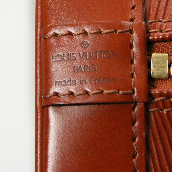 Louis Vuitton Alma in cognac color epi leather  - Detail D3