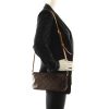 Louis Vuitton Trotteur Bag in monogram canvas and natural leather - Detail D1 thumbnail