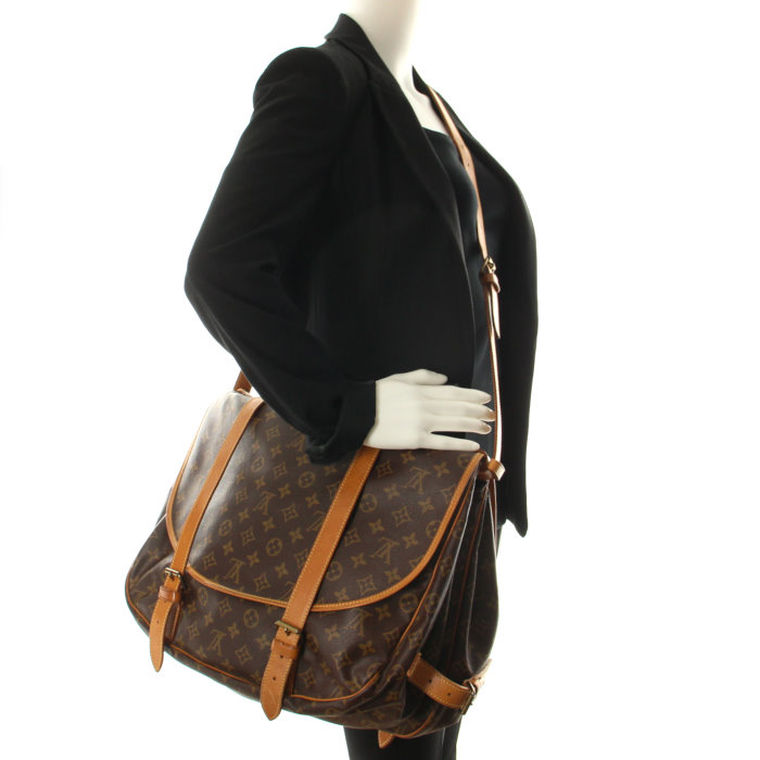 Borsa Louis Vuitton Saumur modello grande in tela monogram cerata e pelle naturale - Detail D1