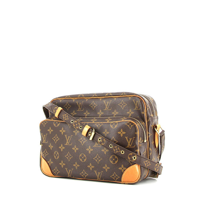 The Louis Vuitton Cité MM bag which Emma Chamberlain owns!! Also