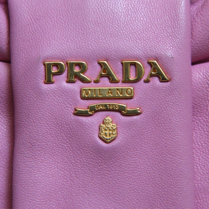Prada in black leather and pink leather - Detail D4