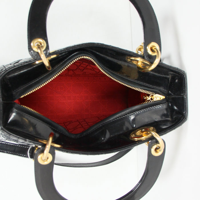 Christian Dior Lady Dior moyen modèle en cuir cannage vernis noir - Detail D3