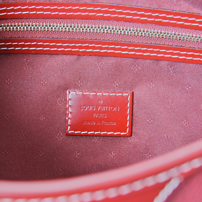Louis Vuitton Le Majestueux in burgundy leather - Detail D4