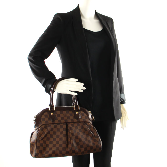 Louis Vuitton in damier canvas and brown leather - Detail D2