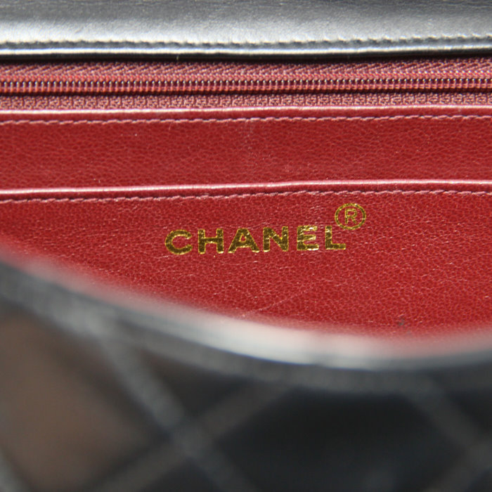 Borsa Chanel Timeless Maxi Jumbo grande in pelle trapuntata nera - Detail D4