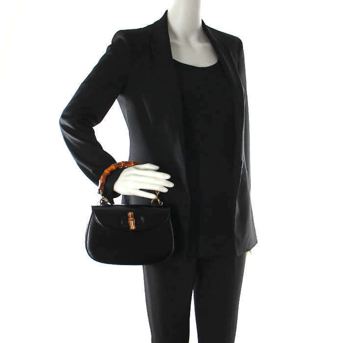 Bolso de mano Bamboo en charol negro - Detail D1