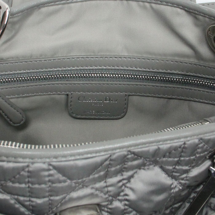 Handbag Dior Charming Lock in canvas and grey leather - Detail D3