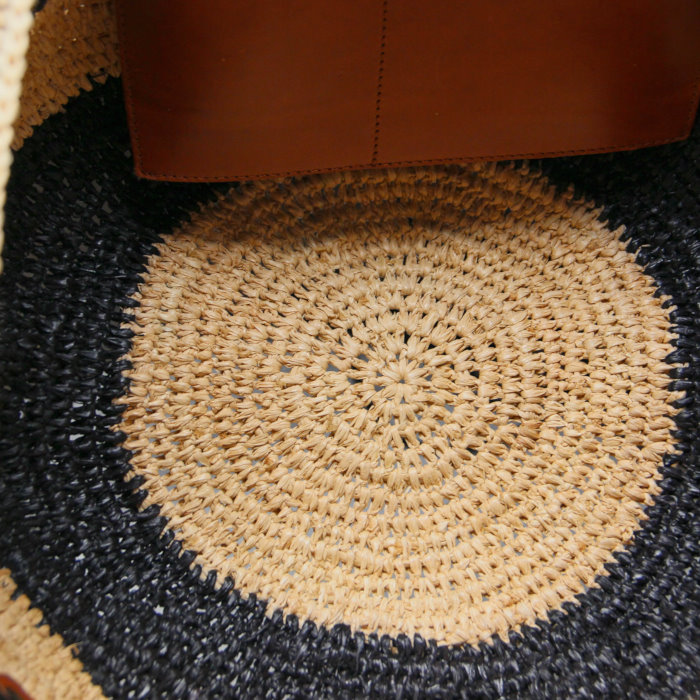 Balenciaga en raffia rayé beige/noir et cuir marron - Detail D2