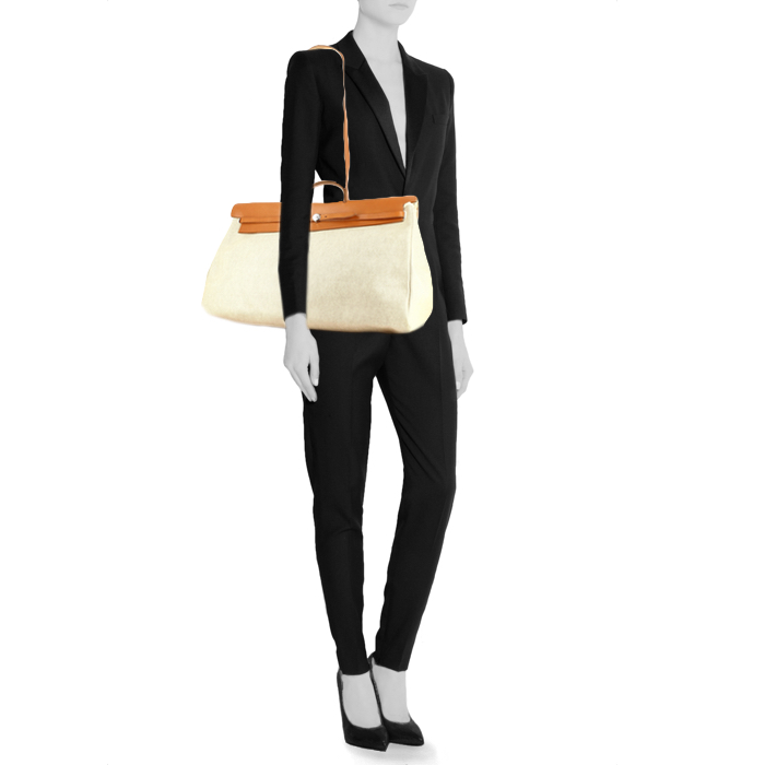 Hermes Herbag in beige coated canvas with natural leather - Detail D1