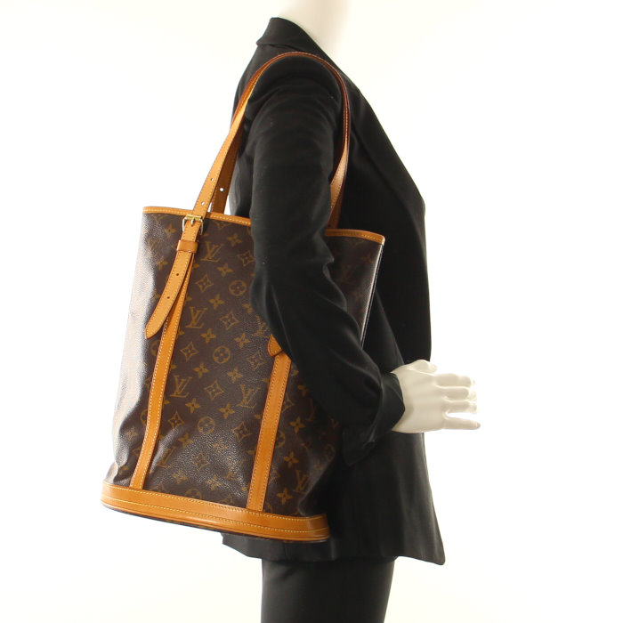 Louis Vuitton sac Grand Bucket en toile monogram et cuir naturel - Detail D1