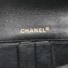 Chanel bolso de mano East West en cuero acolchado negro - Detail D3 thumbnail