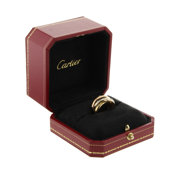 Bague Cartier Trinity en or blanc,  or jaune et or rose et en diamants, taille 50 - Detail D2