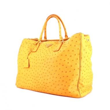 Handbag in yellow ostrich leather