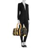 Louis Vuitton sac Keepall 45 cm édition limitée en toile multicolore noire et cuir naturel - Detail D1 thumbnail