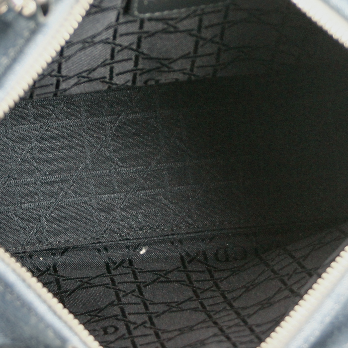 Christian Dior Lady Dior moyen modèle en toile cannage denim - Detail D2