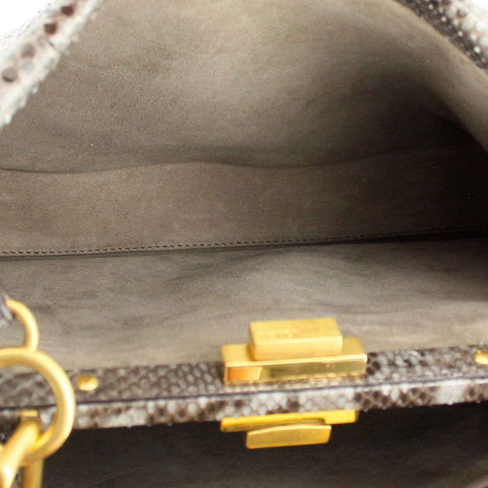 Borsa Fendi Peekaboo in pitone grigio - Detail D4