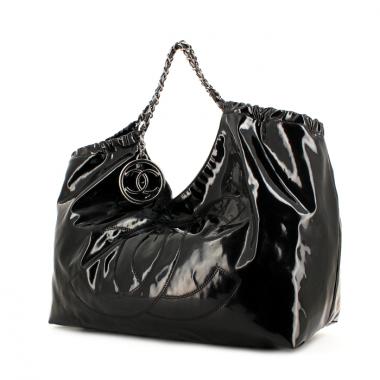 Chanel sac Grand Shopping en vinyle vernis noir