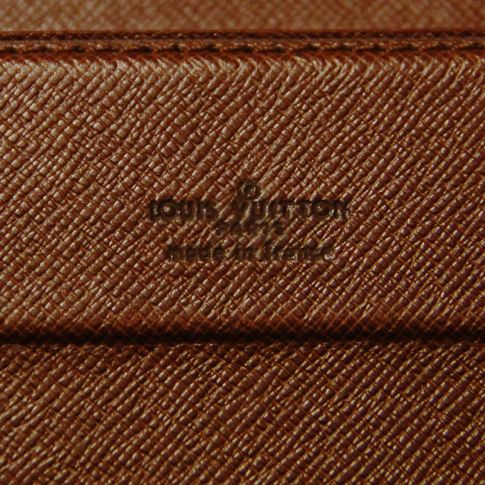 Louis Vuitton Président in monogram canvas and naturel leather - Detail D4