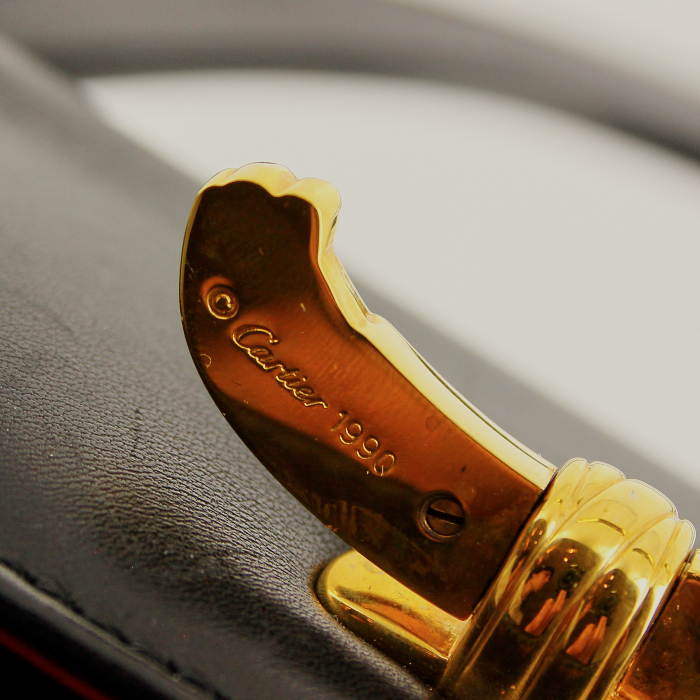 Cartier Panthère in black leather - Detail D4