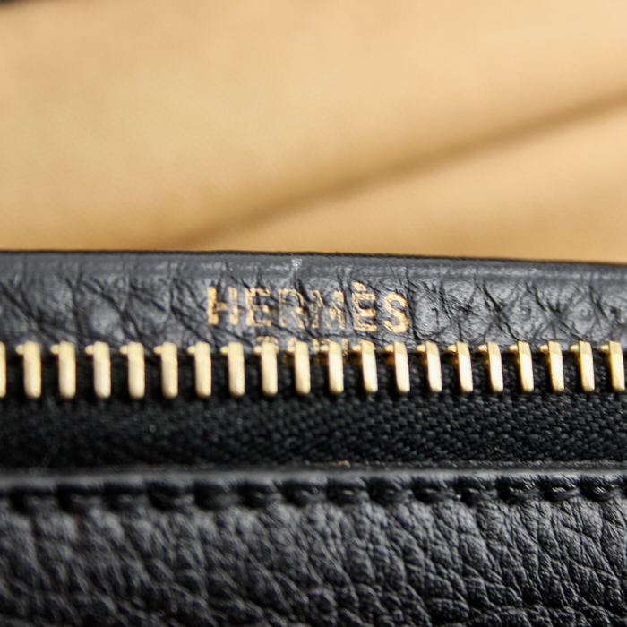 Travel bag in beige canvas and black leather - Detail D3