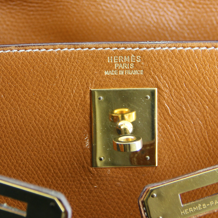 Hermes Kelly 32 cm handbag in brown epsom leather - Detail D3