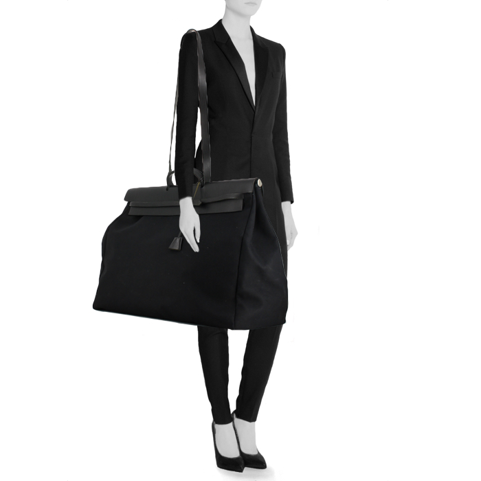 Hermès Herbag travel bag in black canvas and leather  - Detail D2