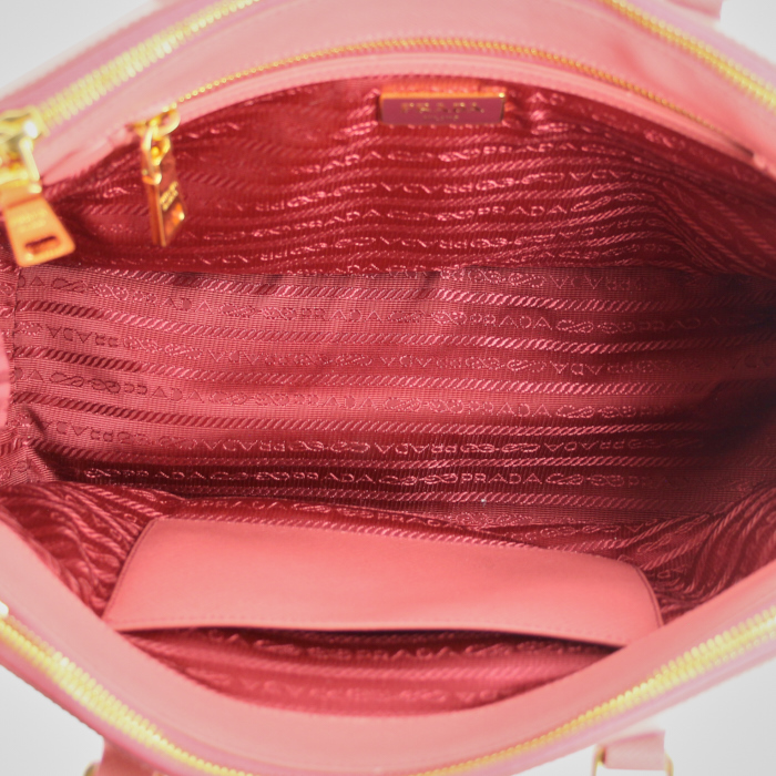 Prada sac en cuir saffiano rose - Detail D2
