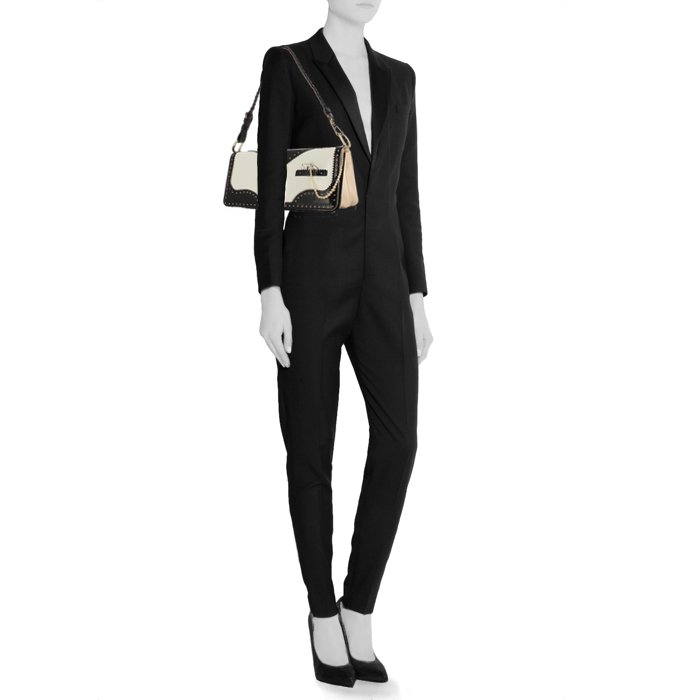 Christian Dior sac en cuir vernis noir et blanc  - Detail D1