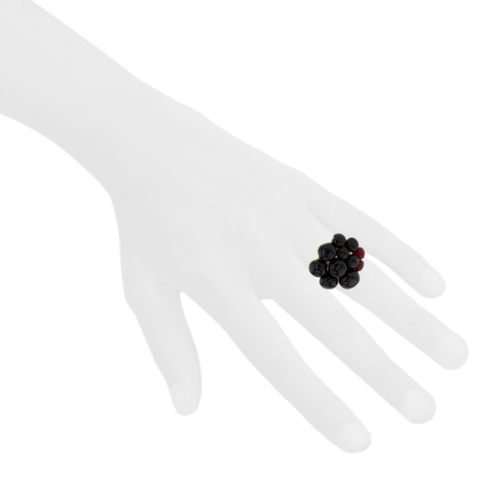 Pomellato yellow gold and garnets Mora ring - Detail D1