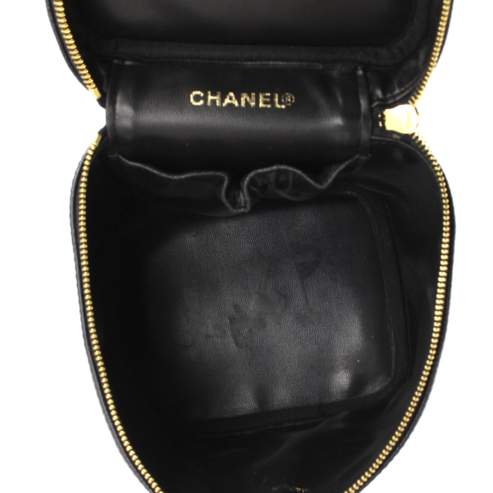 Chanel vanity case in black grained leather - Detail D2