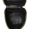Chanel vanity case in black grained leather - Detail D2 thumbnail