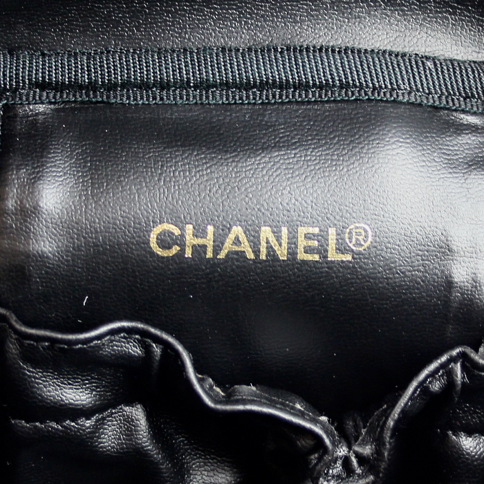 Beauty in pelle nera - Detail D3