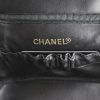 Vanity Chanel en cuero box negro - Detail D3 thumbnail