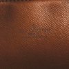 Pochette Louis Vuitton in tela monogram cerata e pelle naturale - Detail D3 thumbnail