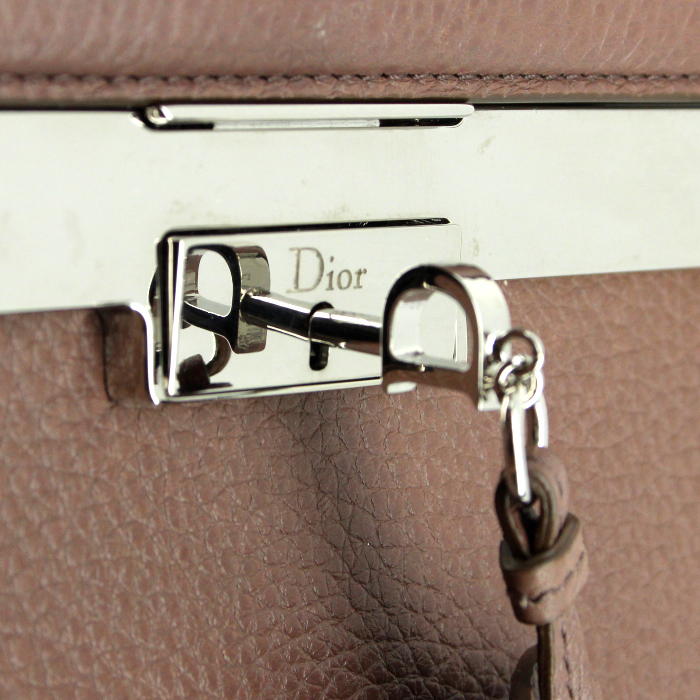 Borsa in pelle martellata color talpa - Detail D4