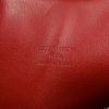 Sac à main Louis Vuitton Bedford en cuir vernis monogram rouge-cerise - Detail D3 thumbnail