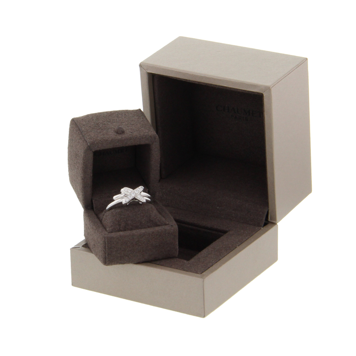 Chaumet bague Premiers Liens en or blanc et diamants - Detail D2