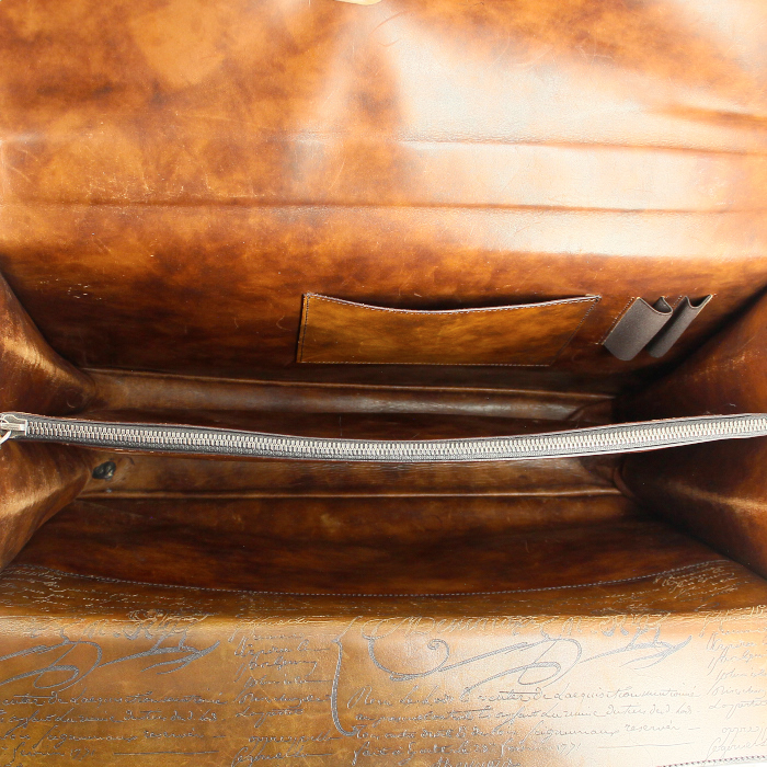 Briefcase in brown leather - Detail D2