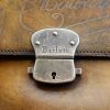 Briefcase in brown leather - Detail D4 thumbnail