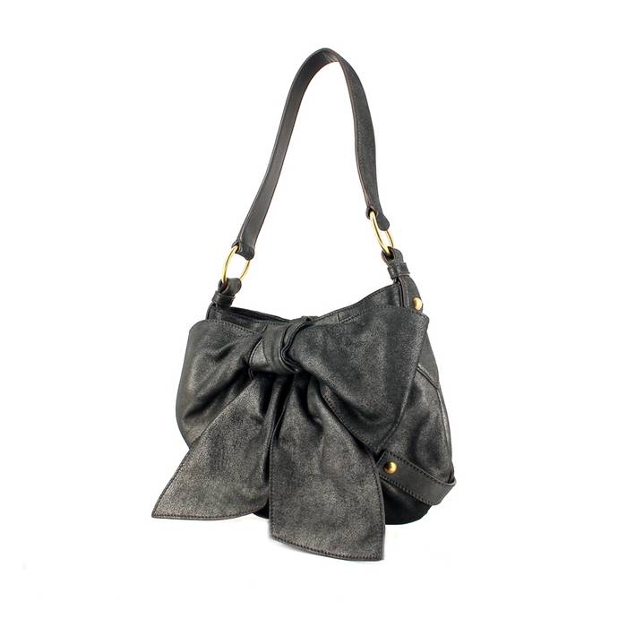 Bolso para llevar al hombro Yves Saint Laurent Bow grande en cuero plateado