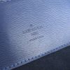 Borsa Louis Vuitton Cluny in pelle Epi blu - Detail D3 thumbnail