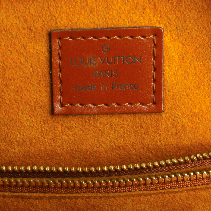 Louis Vuitton bolso de mano Pont Neuf en cuero Epi marrón - Detail D3