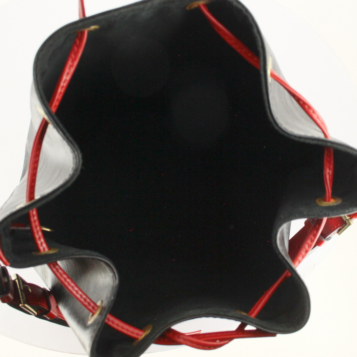 Borsa bisaccia Louis Vuitton modello grande in pelle Epi bicolore nera e rossa - Detail D2