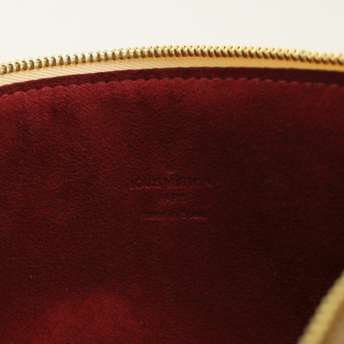 Pochette Louis Vuitton in tela monogram bianca e pelle naturale - Detail D3