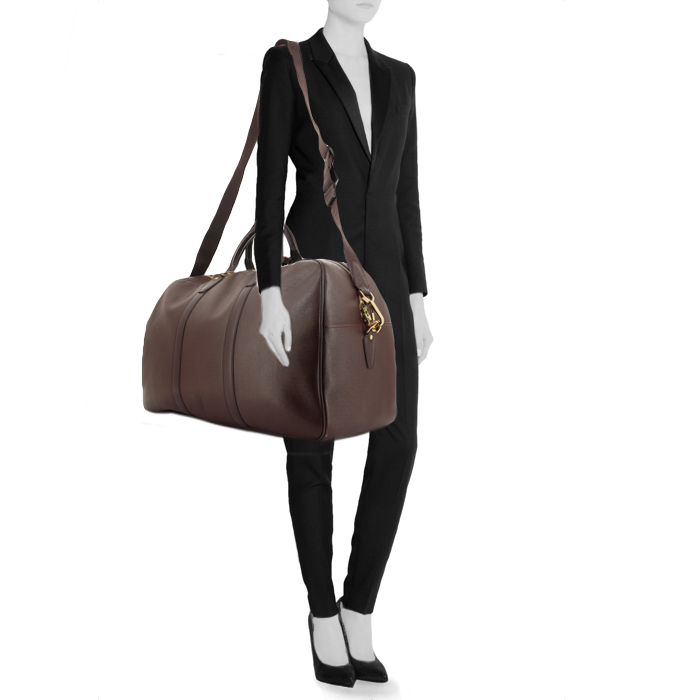 Louis Vuitton Kendall travel bag in burgundy taiga leather - Detail D1