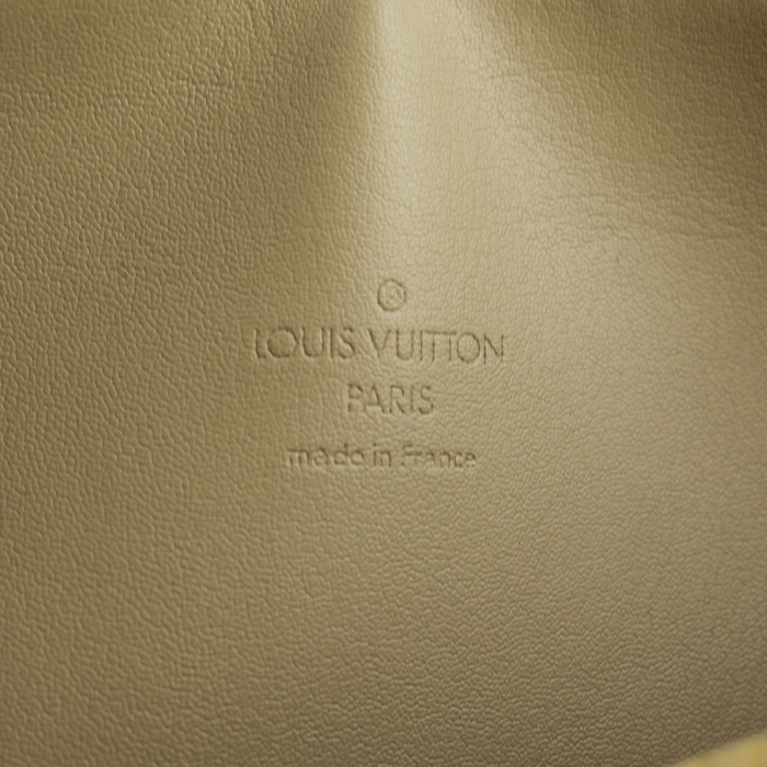 Bolso de mano en charol Monogram beige - Detail D3